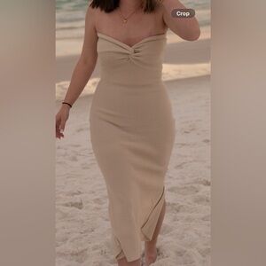 Elegant Beige Ribbed Knit Skirt